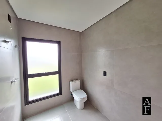 Imagem 15: Casa Alto Padrão com 3 Suítes em Bairro Panorâmico