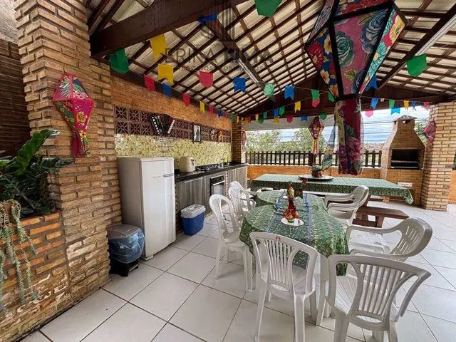 Imagem 4: Casa à venda em condomínio em Gravatá com 5 quartos ( 4 suítes), Porteira fechada
