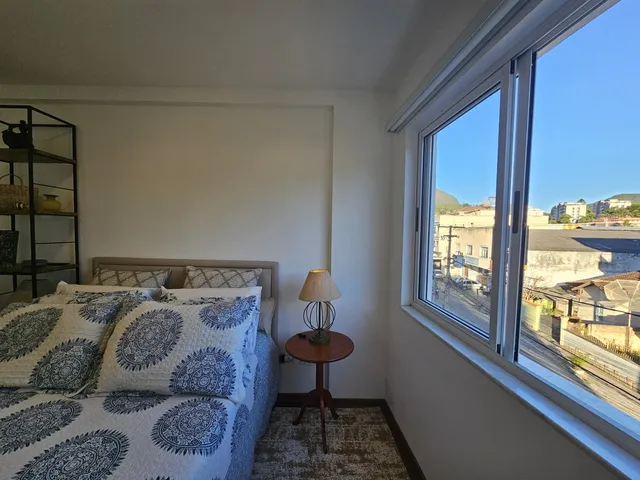 Imagem 2: Apartamento de 2 quartos (1 suíte) com varanda, vaga e elevador!