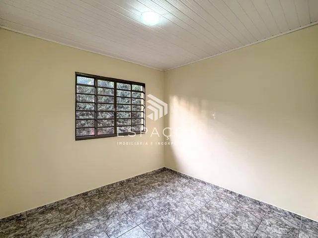 Imagem 4: Casa para locação com 3 quartos, cozinha planejada no B. Conda
