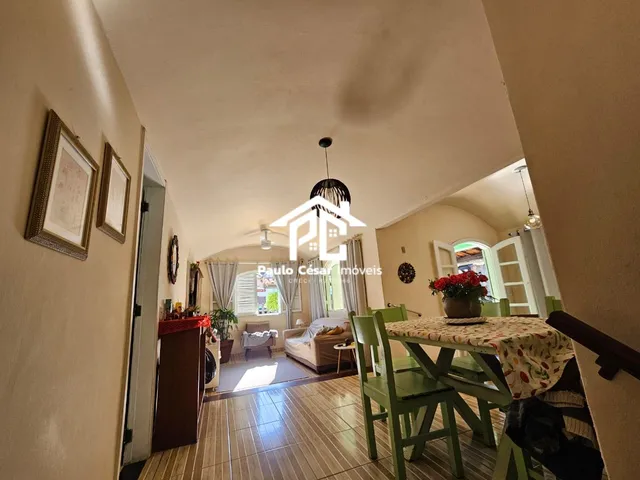 Imagem 7: Ótima casa com 04 quartos sendo 01 suíte, excelente sala em 03 ambientes, cozinha, 03