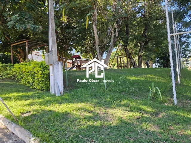 Imagem 8: Ótima casa com 04 quartos sendo 01 suíte, excelente sala em 03 ambientes, cozinha, 03