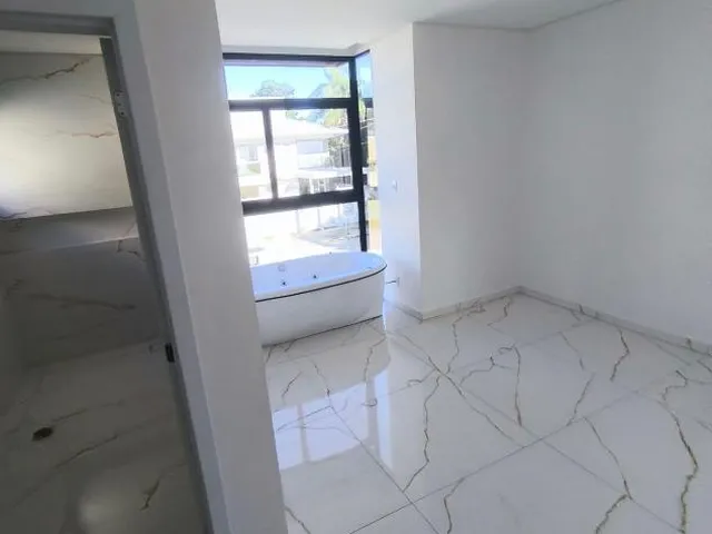 Imagem 8: Casa Nova 3 quartos | Diferenciada e Espaçosa | Loteamento Planejado