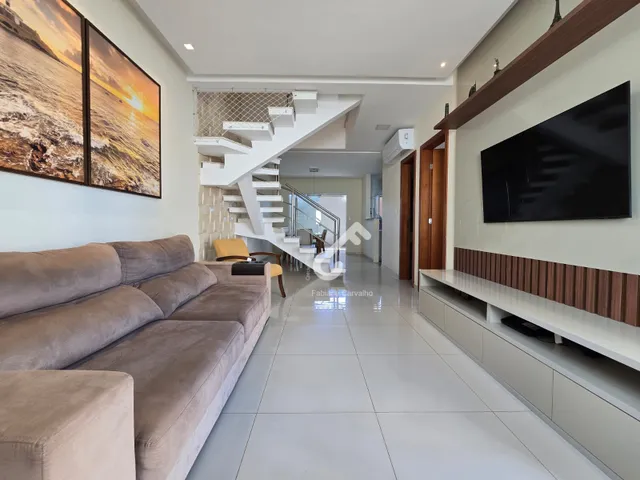 Imagem 3: IPITANGA, L. de Freitas. Duplex com 4 quartos sendo 3 suítes superiores e 1 quarto