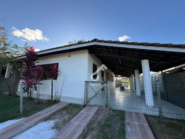 Imagem 3: ESTRADA DO COCO, Abrantes. Casa térrea com 3 quartos sendo 2 suítes, 325m² de área