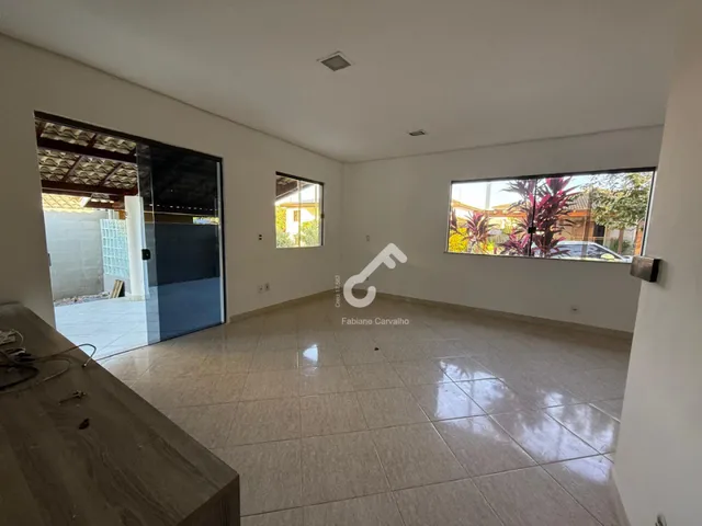 Imagem 5: ESTRADA DO COCO, Abrantes. Casa térrea com 3 quartos sendo 2 suítes, 325m² de área