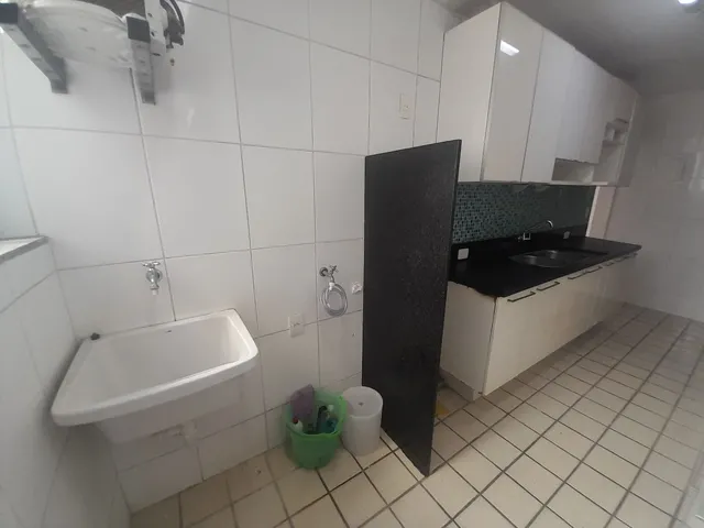 Imagem 2: Apartamento com 3 dormitórios à venda, 97 m² por R$ 550.000,00 - Boa Viagem - Recife/PE