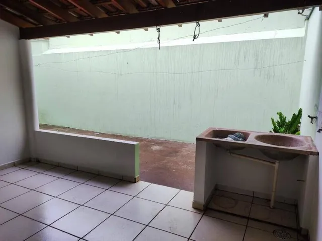 Imagem 12: CASA RESIDENCIAL em FRUTAL - MG, Ipe Amarelo