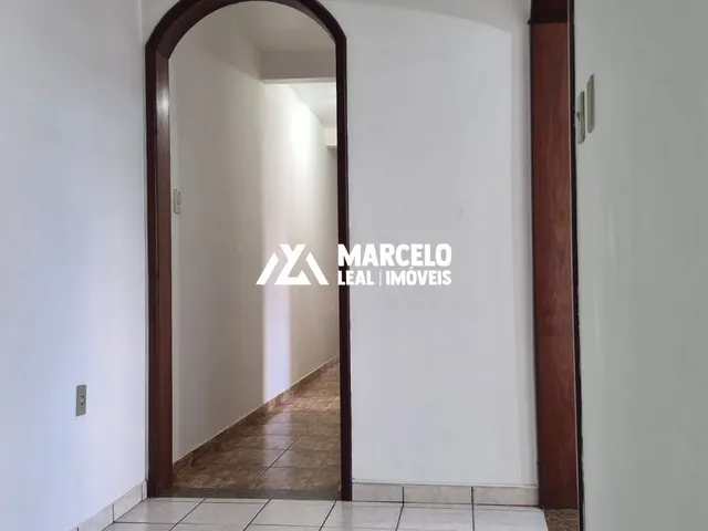 Imagem 6: ALUGO AMPLO APARTAMENTO - EM EXCELENTE LOCALIZAÇÃO - 03 QUARTOS, SENDO 01 SUITE