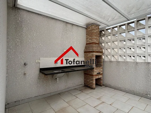 Imagem: A casa possui 2 Dormitórios, 1 Suíte, 2 Banheiros, 1 Vaga