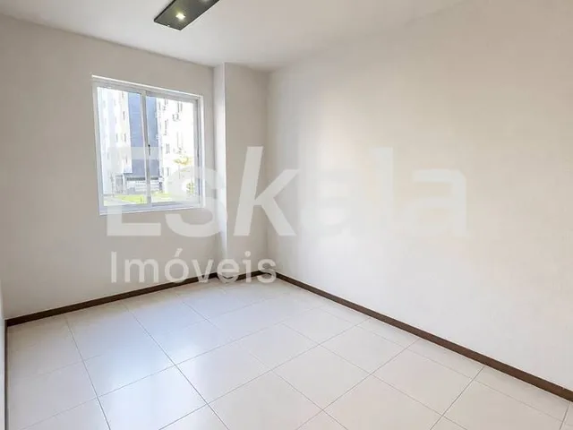Imagem 2: Apartamento com 02 Quartos
