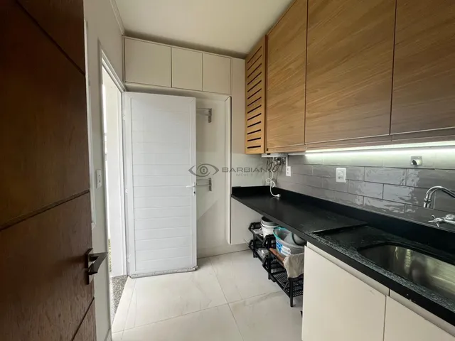 Imagem 2: Casa à venda em condomínio fechado!
