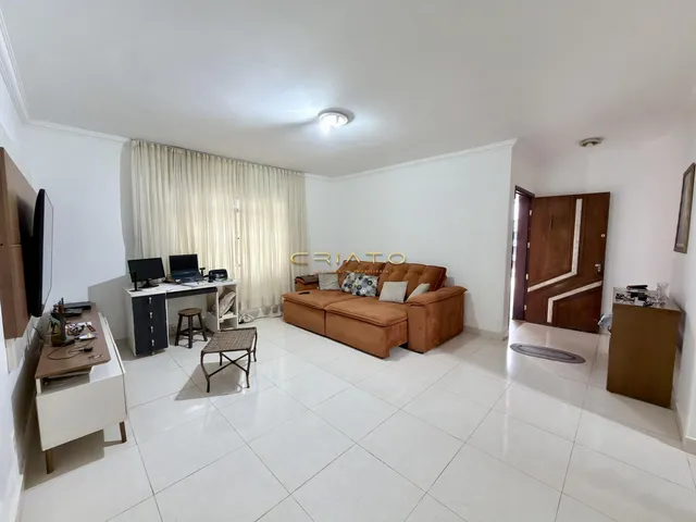 Imagem 13: Sobrado com 4 dormitórios à venda, 215m² por R$995.000,00; Alvorada - Anápolis