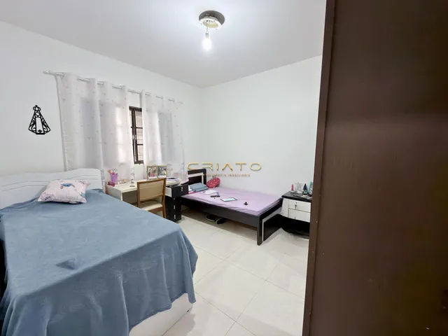 Imagem 3: Sobrado com 4 dormitórios à venda, 215m² por R$995.000,00; Alvorada - Anápolis