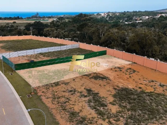 Imagem: ESPAÇOSO TERRENO MEDINDO 675,40 M2 DE ÁREA