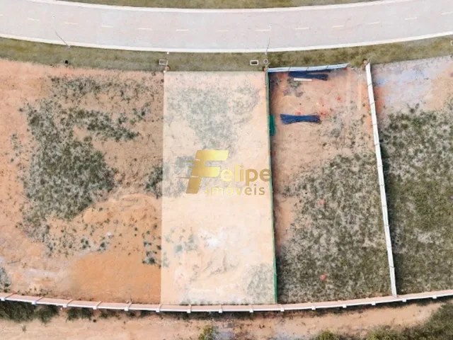 Imagem 2: ESPAÇOSO TERRENO MEDINDO 675,40 M2 DE ÁREA PRIVATIVA, À VENDA EM CONDOMÍNIO DE LUXO