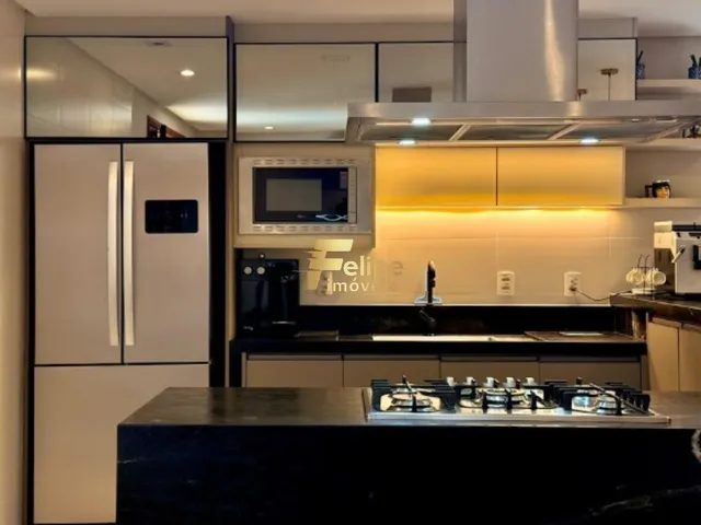 Imagem 12: BELÍSSIMA CASA LINEAR COM 04 QUARTOS, SENDO 01 SUÍTE, COM PISCINA E CHURRASQUEIRA, À