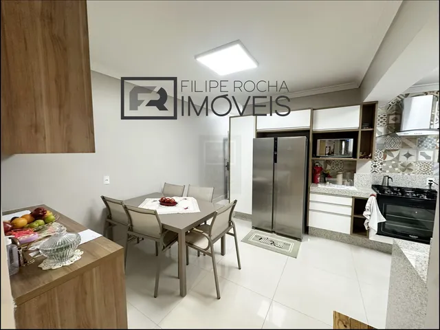 Imagem 11: Casa Ampla com 307M², 4 Ambientes Íntimos e Área Gourmet no Jardim Maristela - Itapevi