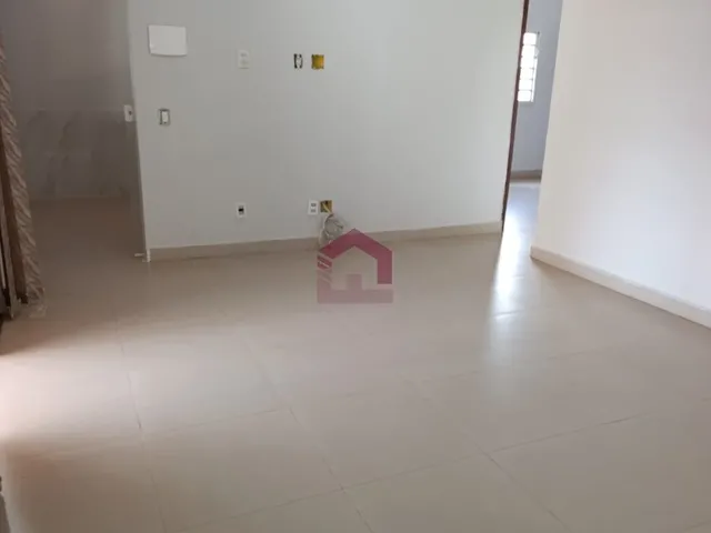 Imagem 6: QNL12 - 296M² - 5 QUARTOS - SOBRADO FUNDOS - ESCRITURADA - TAGUATINGA NORTE