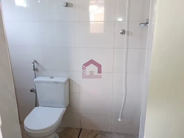 Imagem 9: QNL12 - 296M² - 5 QUARTOS - SOBRADO FUNDOS - ESCRITURADA - TAGUATINGA NORTE