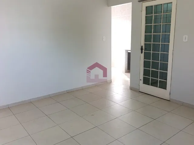 Imagem 8: QNL12 - 296M² - 5 QUARTOS - SOBRADO FUNDOS - ESCRITURADA - TAGUATINGA NORTE