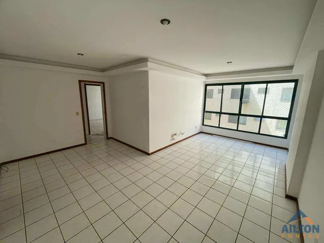 Imagem 4: Apartamento com 2 Quartos + Dependência Disponível p/ Locação Anual na Praia do Morro