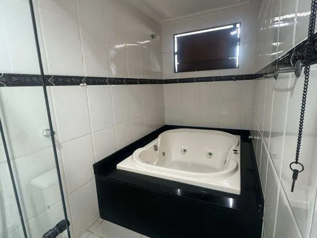 Imagem 12: Casa Duplex com 3 Quartos Disponível p/ Locação Anual no Bairro Itapebussu