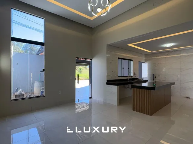 Imagem: Casa moderna com suíte e LED em terreno