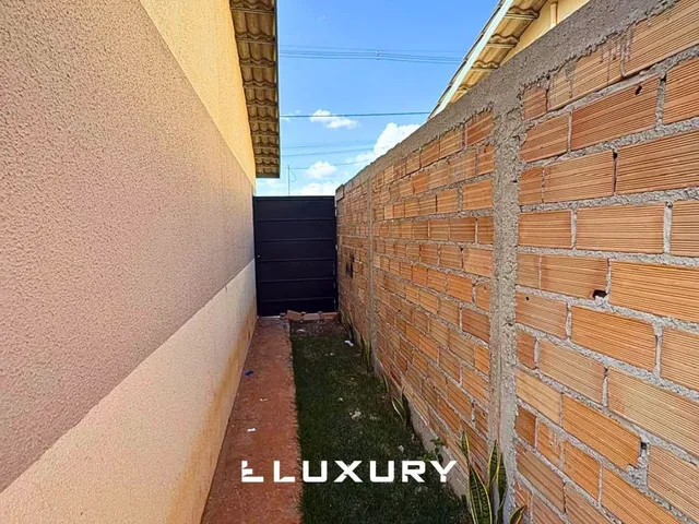 Imagem 12: Casa em Condomínio Fechado com Quintal e 2 Quartos