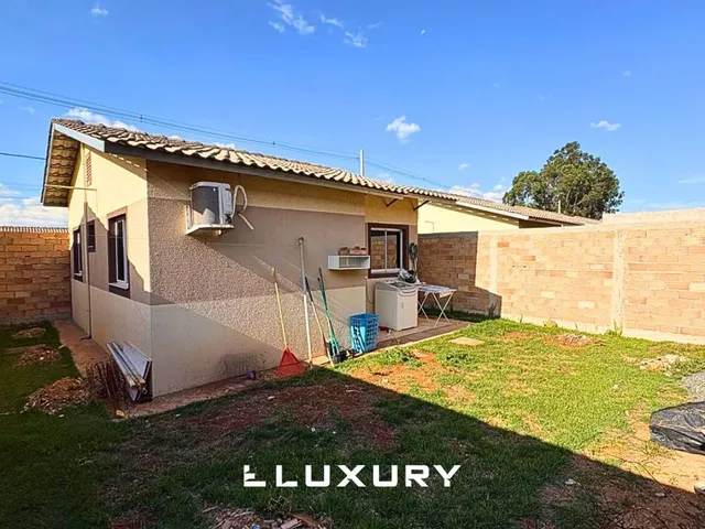 Imagem 8: Casa em Condomínio Fechado com Quintal e 2 Quartos
