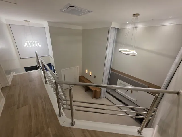 Imagem 10: Casa Duplex, 400m², 4 suítes, 3 vagas, lazer privativo