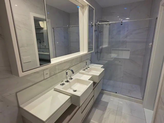 Imagem 9: Casa Duplex, 400m², 4 suítes, 3 vagas, lazer privativo