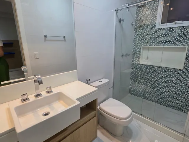 Imagem 3: Casa Duplex, 400m², 4 suítes, 3 vagas, lazer privativo
