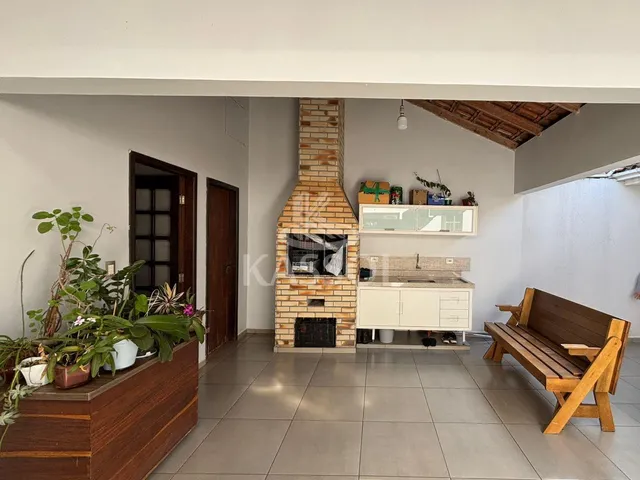 Imagem 14: Casa reformada no Cancelli - Conforto, espaço e excelente localização