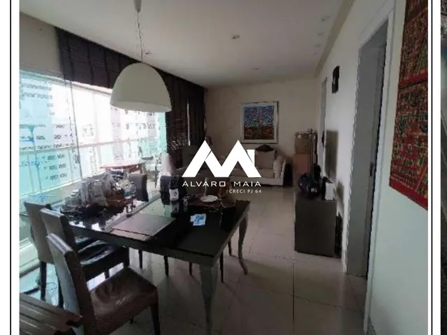 Imagem 8: Apartamento de 4 Quartos e 3 banheiros, box de despejo, 134 m², à Venda por R$ 2.500.000