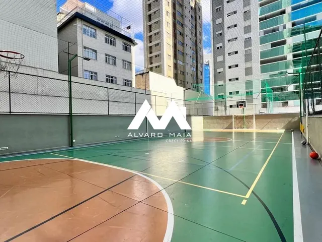 Imagem 4: Apartamento de 4 Quartos e 3 banheiros, box de despejo, 134 m², à Venda por R$ 2.500.000