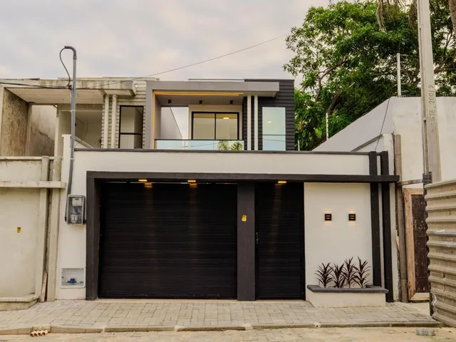 Imagem 10: Vendo linda casa duplex, com 4 suítes no Eusébio