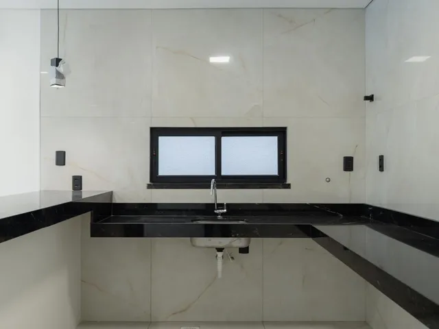 Imagem 8: Vendo linda casa duplex, com 4 suítes no Eusébio