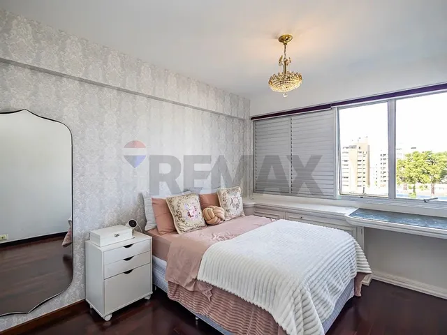 Imagem 11: APARTAMENTO ESPAÇOSO E SOFISTICADO NO BIGORRILHO, 3 QUARTOS, 3 VAGAS, AO LADO DA PRAÇA