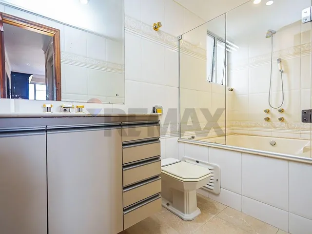 Imagem 10: APARTAMENTO ESPAÇOSO E SOFISTICADO NO BIGORRILHO, 3 QUARTOS, 3 VAGAS, AO LADO DA PRAÇA