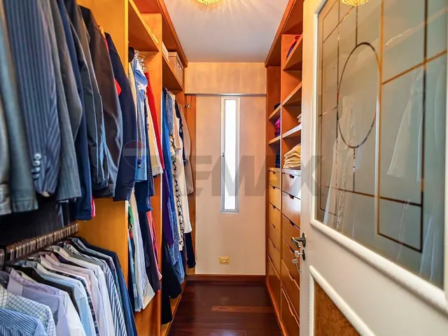 Imagem 7: APARTAMENTO ESPAÇOSO E SOFISTICADO NO BIGORRILHO, 3 QUARTOS, 3 VAGAS, AO LADO DA PRAÇA