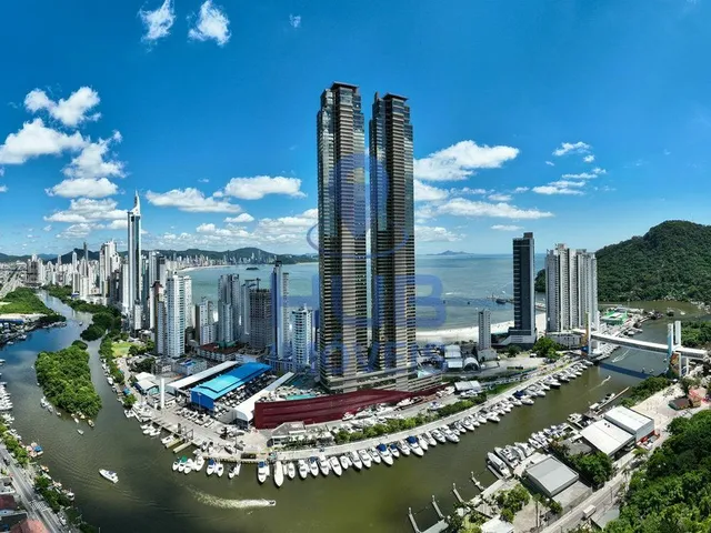 Imagem 5: Apartamento com 4 dormitórios à venda sendo 4 suítes, 265.0 m² por - R$ 9.000.000,00
