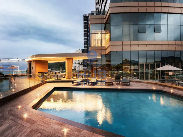 Imagem 13: Apartamento com 4 dormitórios à venda sendo 4 suítes, 265.0 m² por - R$ 9.000.000,00