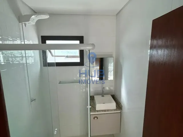 Imagem 3: Apartamento com 1 dormitório sendo 1 suíte e 1 vaga de garagem em Florianópolis/SC