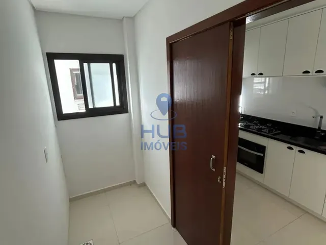 Imagem 5: Apartamento com 1 dormitório sendo 1 suíte e 1 vaga de garagem em Florianópolis/SC