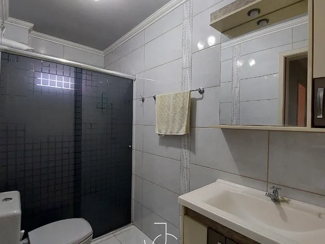 Imagem 2: Imperdível apartamento à venda no Centro de Feliz-RS: 2 quartos, 2 salas, 1 banheiro, 1