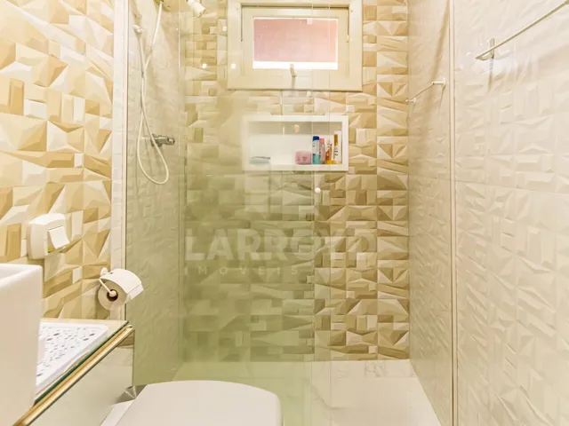 Imagem 14: Casa com 6 dormitórios
