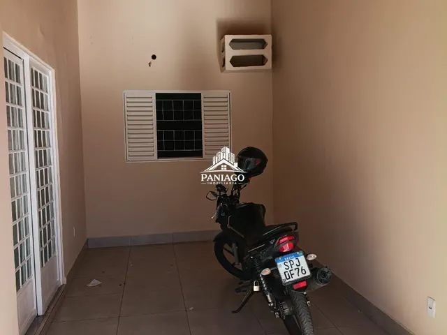 Imagem 2: CASA À VENDA NO CPA IV 2/4 SENDO UMA SUITE
