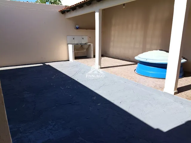 Imagem 4: CASA À VENDA NO CPA IV 2/4 SENDO UMA SUITE