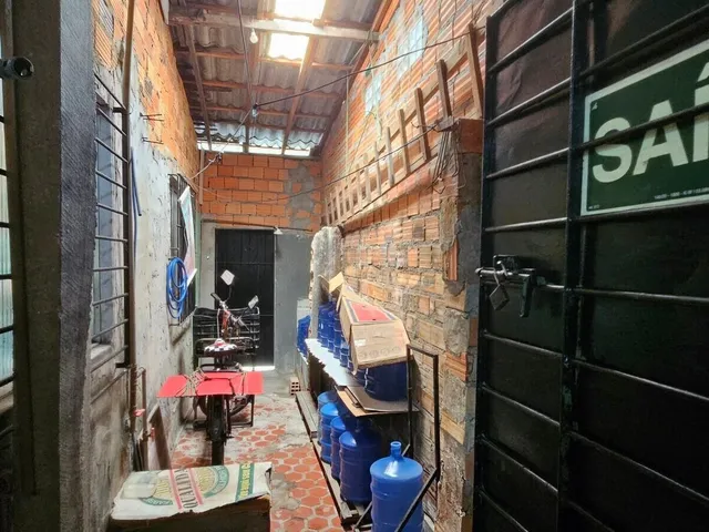 Imagem 5: Casa ampla com comércio ativo no bairro 40 Horas em Ananindeua